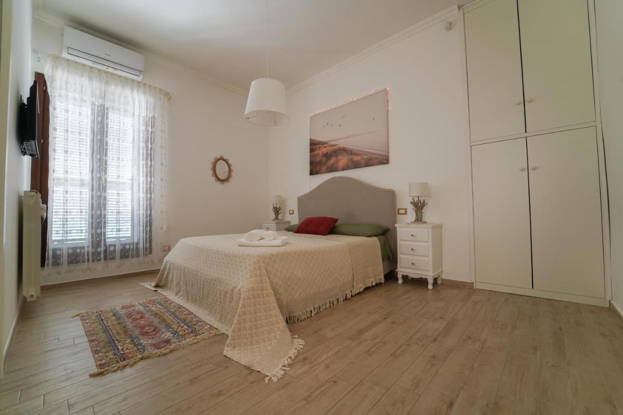 Il Cortiletto Apartment Taranto Exterior photo
